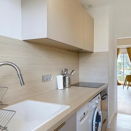Cosy 4 A 6 Pers Parking Et Port De Sanary A 5 Min Apartment
