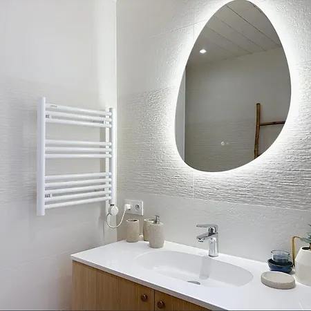 Cosy 4 A 6 Pers Parking Et Port De Sanary A 5 Min Appartement